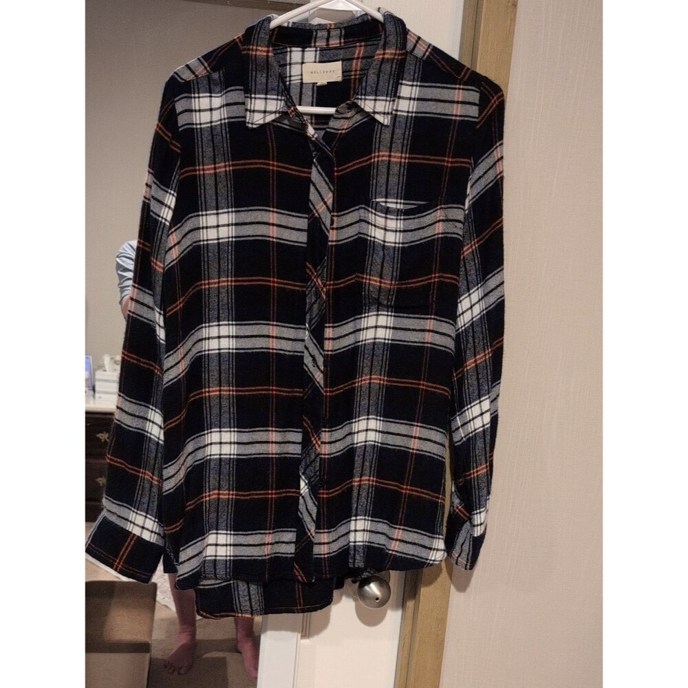 Women's Plaid Button-Up Shirt